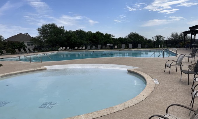 Wetmore House | HOME AWAY FROM HOME “Near all top attractions”