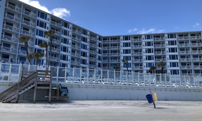 New Smyrna Beach Resort | 2 Bedroom Oceanview Suite overlooking the Atlantic ocean with white sandy beach