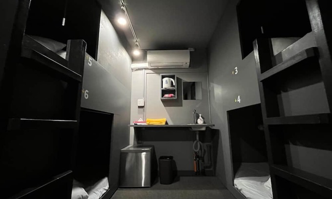 Minamiotsuka Apartment | Room for 6 people 3 bunk beds / Toshima-ku Tokyo