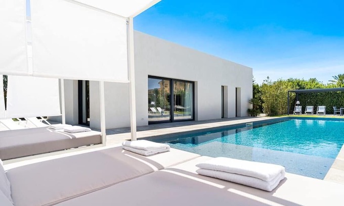 Carrozziere Villa | Villa Allegra – Syracuse Area