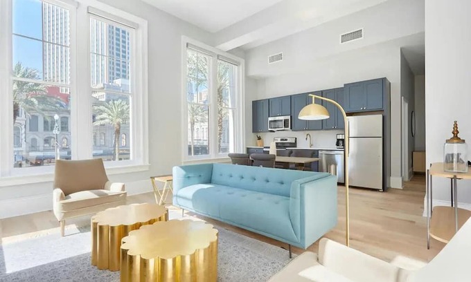 French Quarter Hotel | Full Hotel | Steps to French Quarter & Best Dining | Prime Canal St Location