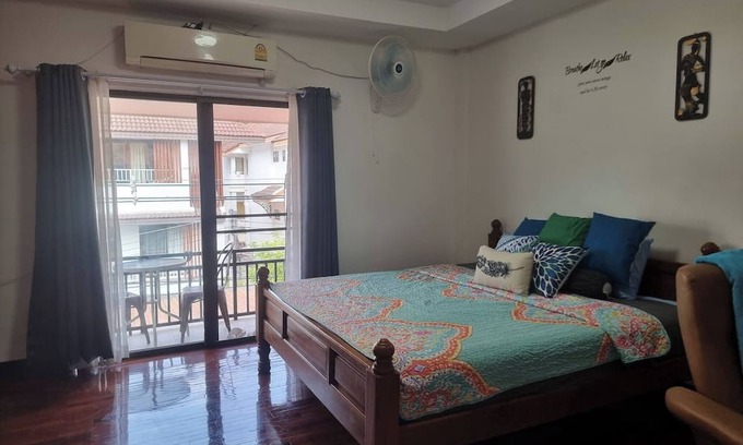 Chiang Mai Apartment | Creativitea2 Airpurifier Pet-ok mtn view balcony