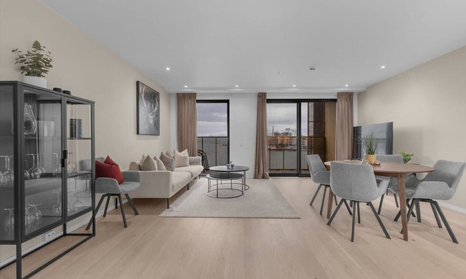 Tromso Apartment | Northstay- The Northview Retreat