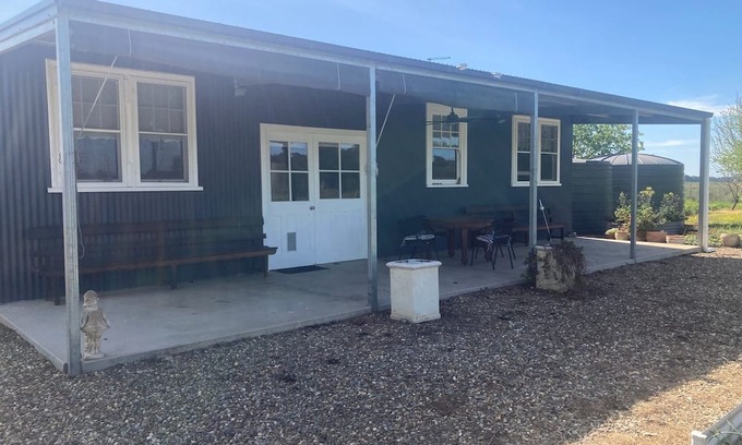 Laceby Other | Getaway in the Heart of the Gourmet Region.