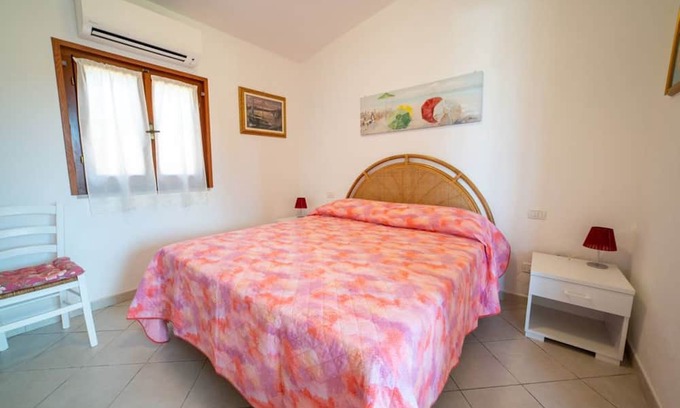 Magazzini Apartment | La Casetta - Cottage with garden