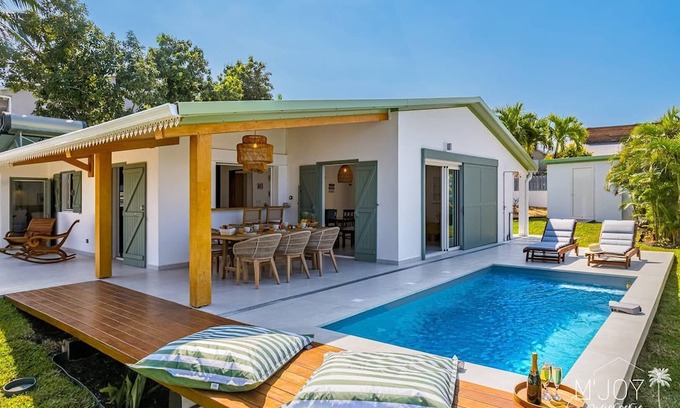 L'Etang-Sale House | VILLA MAMAÔ