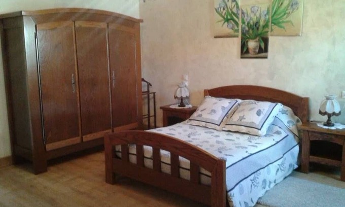 La Berthenoux Bed & Breakfast | Charming renovated guest room with parking in La Berthenoux