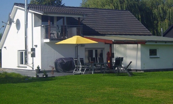 Kudensee House | Holiday home in Kudensee with swimming pool