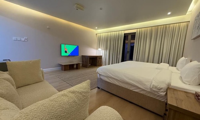 Wadi Bani Khalid Resort | Wadina Resort – Junior Suite Double Bed Room with Private Pool