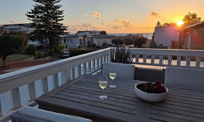 Sorrento House | Stylish coastal home in Sorrento featuring spacious living, modern finishes, and relaxing outdoor spaces perfect for a serene seaside getaway.