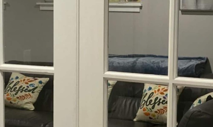 Lake Hills House | 2BR guest suite downtown Bellevue - Free parking