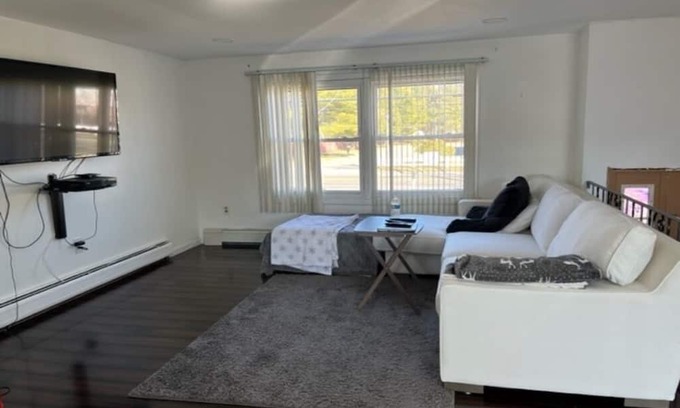 Coram House | Renting out main section 3BRs and 2BAs near beach