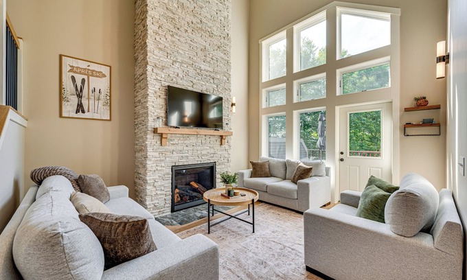 East Burke House | Ski-In/Ski-Out: Recently Built Burke Townhome!
