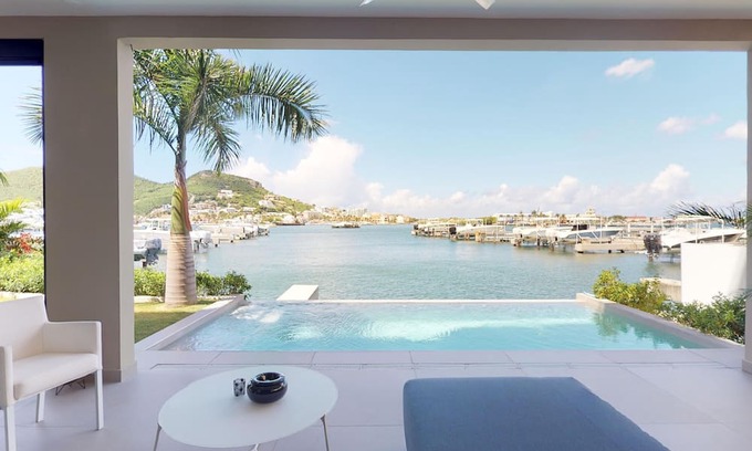 Cole Bay Condo | Beautiful 3 bedroom condo with private pool in St Maarten