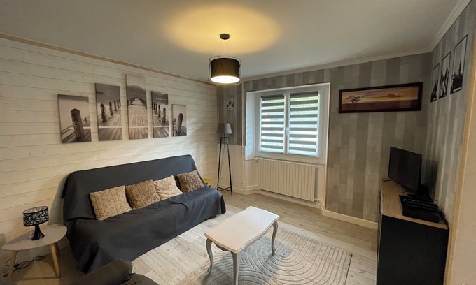 Coyriere Apartment | Studio on the ground floor of our home