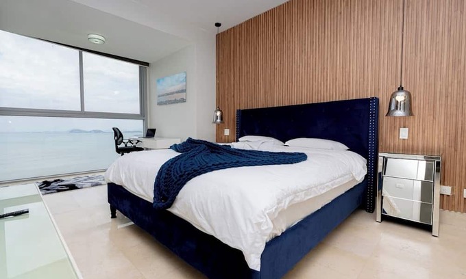 Marbella Apartment | Exclusive and luxury 2BR with balcony in Yoo Panama