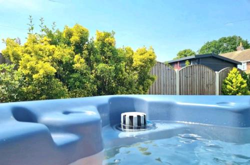 Borrowash House | Waterfall's