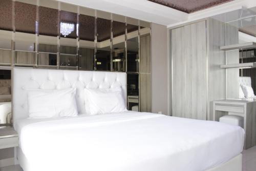 Braga Apartment | Modern & Deluxe Studio Apartment at Tamansari Tera Residence By Travelio